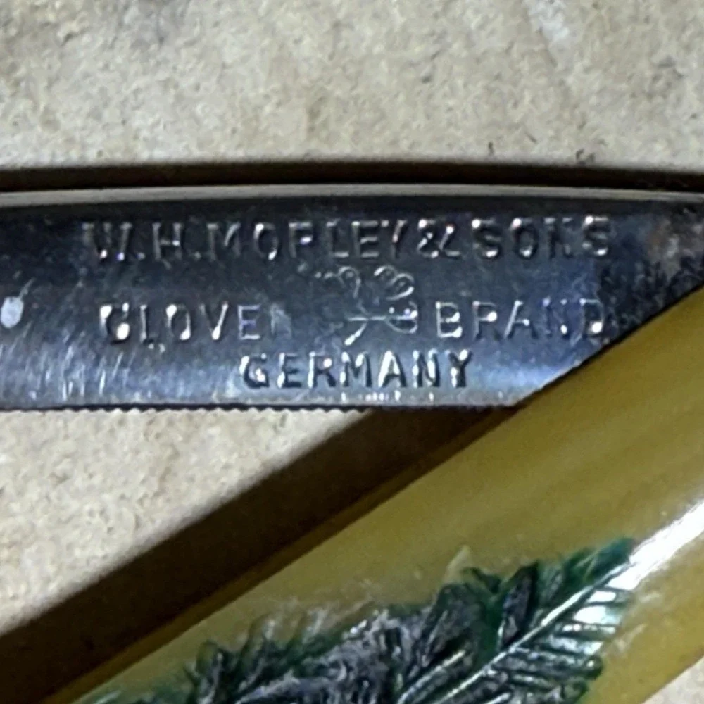VTG W.H. Morley Clover Brand Straight Razor Barber's Friend Germany Stag W/Box